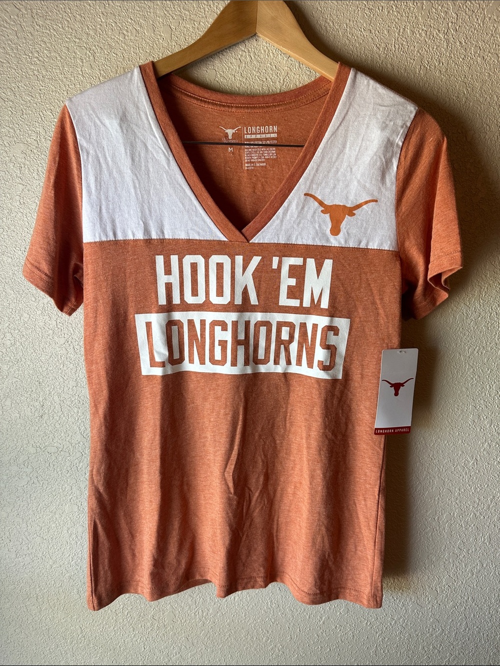 🧡 Texas Longhorns "Hook 'Em Longhorns" V-Neck Game Day Tee